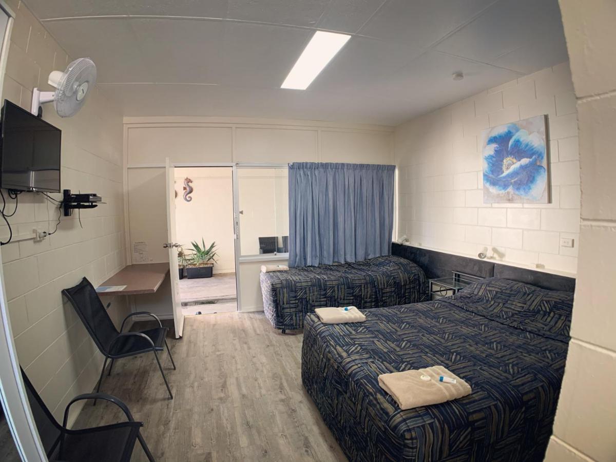 Tropical City Motor Inn Ayr Zewnętrze zdjęcie