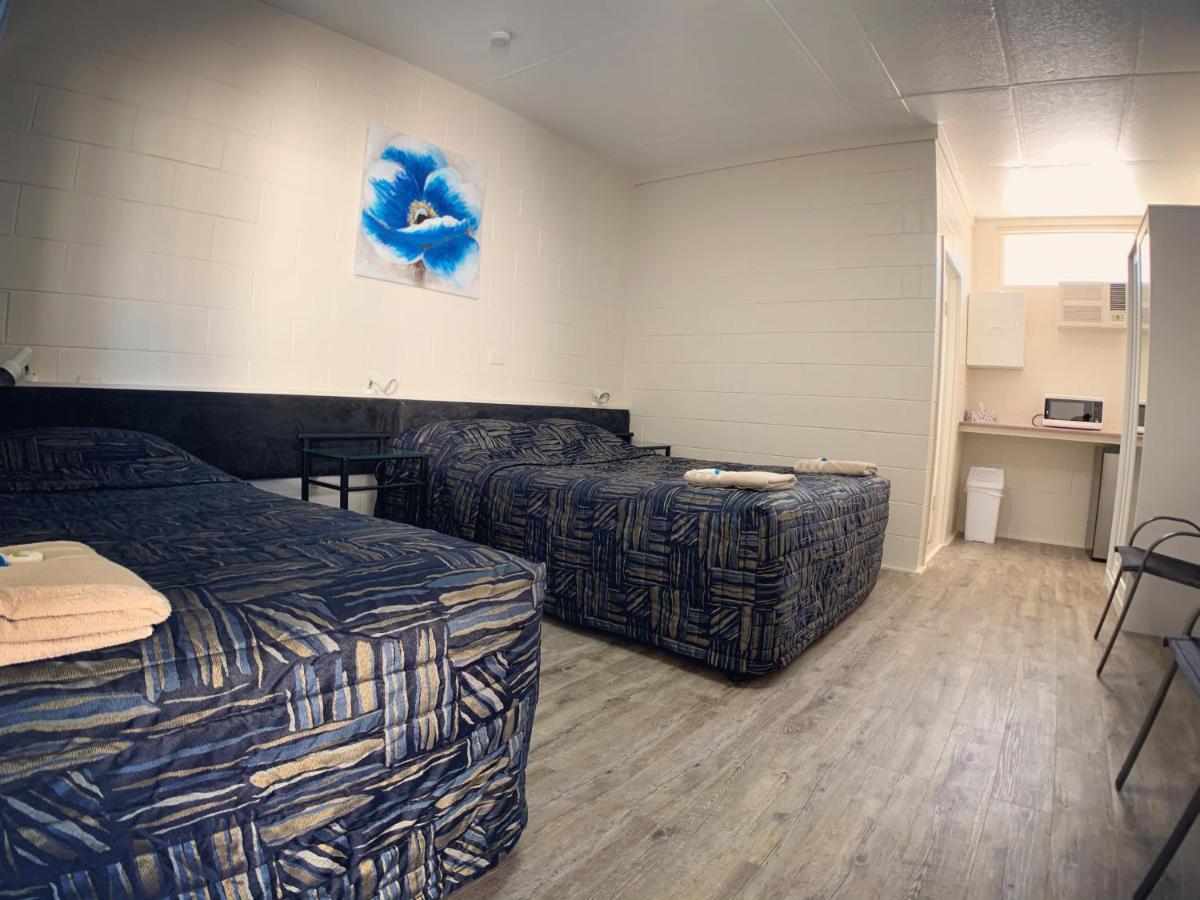 Tropical City Motor Inn Ayr Zewnętrze zdjęcie